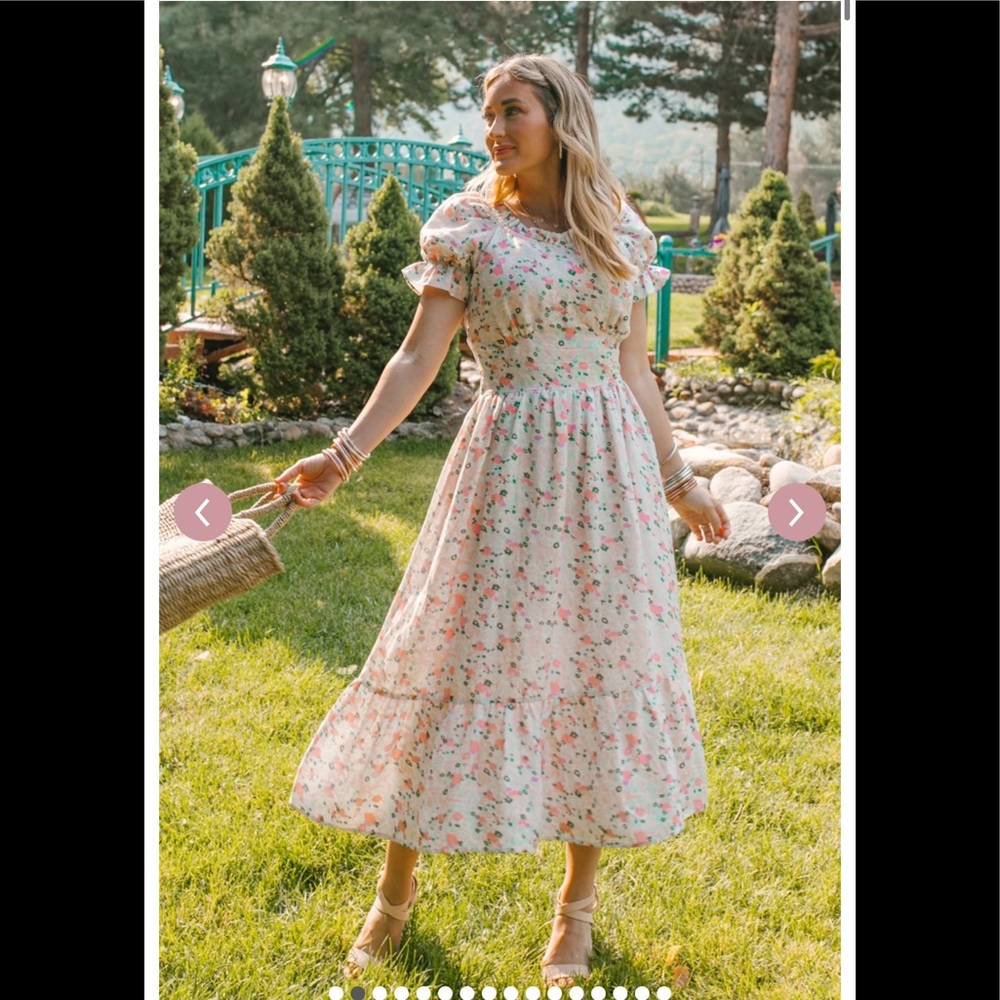 Ivy City Co S NWT Bethany Dress